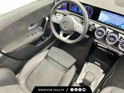 Photo 10 Mercedes Classe A 200 d AMG Line