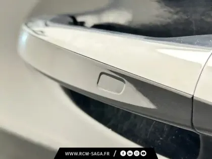 Photo 16 Mercedes Classe A 200 d AMG Line