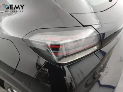 Photo 16 Peugeot 208  Hybrid 110 e-DCS6