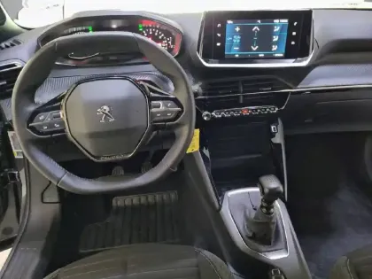 Photo 7 Peugeot 2008  PureTech 100 S&S BVM6