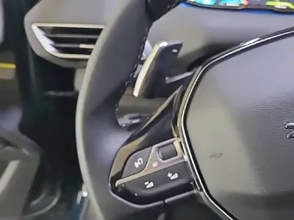 Photo 29 Peugeot 3008 Gén. II Ph2 Allure Pack 5