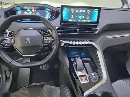 Photo 39 Peugeot 3008  Hybrid 225 e-EAT8