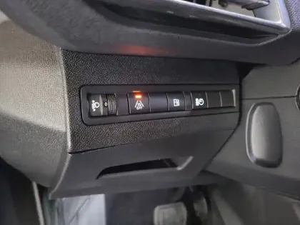 Photo 53 Peugeot 3008  Hybrid 225 e-EAT8