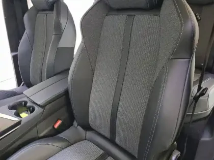 Photo 10 Peugeot 3008 Gén. II Ph2 Allure Pack 5