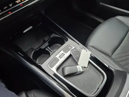 Photo 21 Mercedes GLA  200 7G-DCT