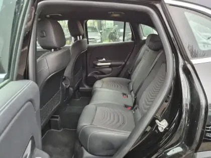 Photo 10 Mercedes GLA  200 7G-DCT