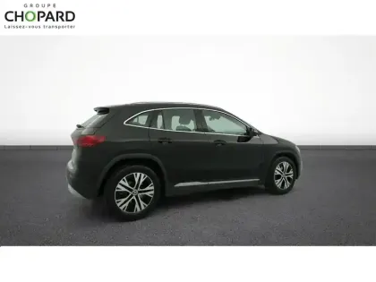 Photo 31 Mercedes GLA  200 7G-DCT