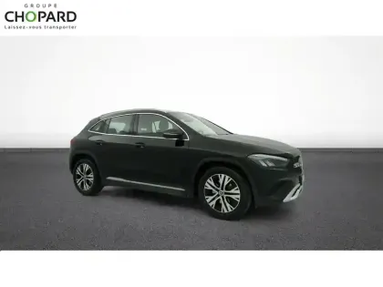 Photo 33 Mercedes GLA  200 7G-DCT