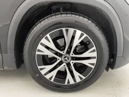 Photo 35 Mercedes GLA  200 7G-DCT