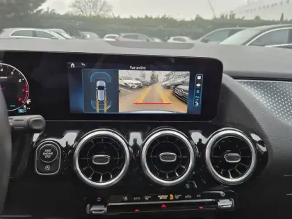 Photo 22 Mercedes GLA  200 7G-DCT