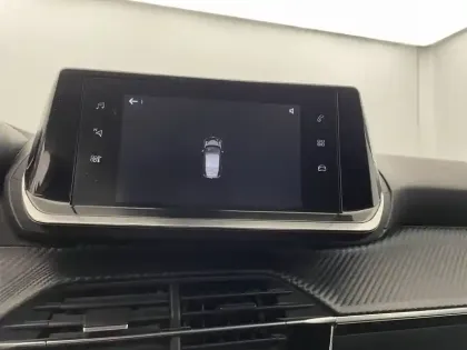 Photo 26 Peugeot 208  Electrique 50 kWh 136ch