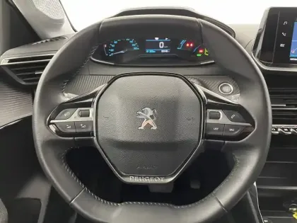Photo 23 Peugeot 208  Electrique 50 kWh 136ch