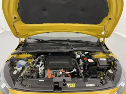 Photo 21 Peugeot 208  Electrique 50 kWh 136ch