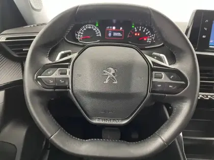 Photo 22 Peugeot 2008  PureTech 130 S&S EAT8