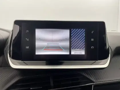 Photo 25 Peugeot 2008  PureTech 130 S&S EAT8