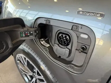 Photo 18 Audi Q3  e-hybrid 272 ch S tronic 6