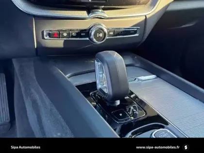 Photo 16 Volvo Xc60  T6 AWD Hybride rechargeable 253 ch+145 ch Geartronic 8