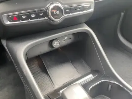 Photo 11 Volvo Xc40  B3 163 ch DCT7