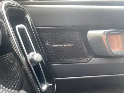 Photo 27 Volvo Xc40  B3 163 ch DCT7