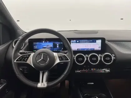 Photo 21 Mercedes Classe B  200 7G-DCT