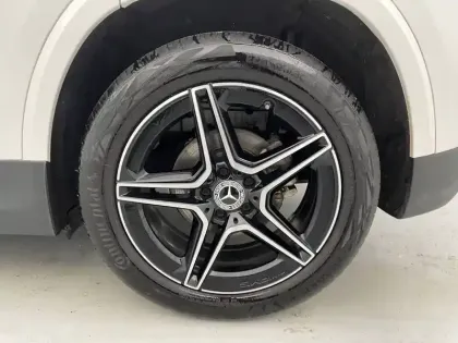 Photo 40 Mercedes GLA  200 d 8G-DCT