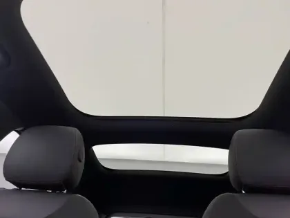 Photo 81 Mercedes GLA  200 d 8G-DCT