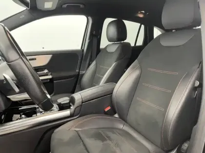 Photo 66 Mercedes GLA  200 d 8G-DCT