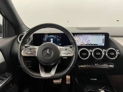 Photo 105 Mercedes GLA  200 d 8G-DCT