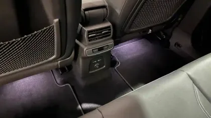 Photo 33 Audi Q4  e-tron 40 204 ch 82 kWh