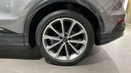 Photo 39 Audi Q4  e-tron 40 204 ch 82 kWh