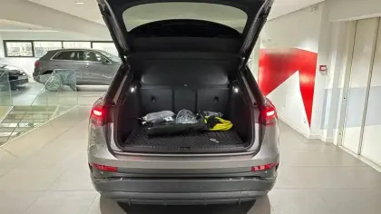 Photo 37 Audi Q4  e-tron 40 204 ch 82 kWh