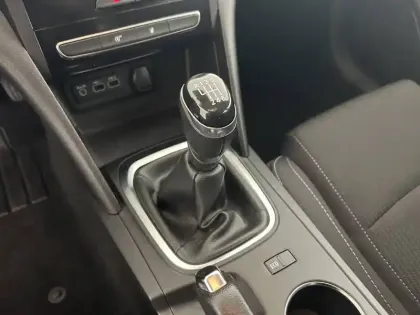 Photo 21 Renault Megane Mégane IV Berline Blue dCi 115 - 21B