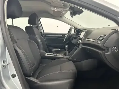 Photo 22 Renault Megane Mégane IV Berline Blue dCi 115 - 21B