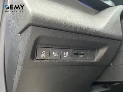 Photo 13 Peugeot 308  PHEV 225 e-EAT8