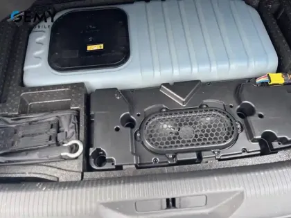 Photo 27 Peugeot 308  PHEV 225 e-EAT8