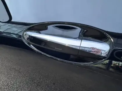 Photo 16 Mercedes GLA  200 d 8G-DCT