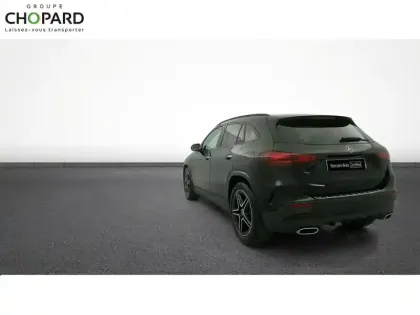 Photo 23 Mercedes GLA  200 d 8G-DCT