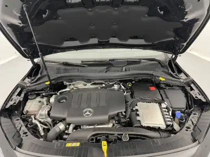 Photo 37 Mercedes GLA  200 d 8G-DCT