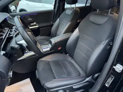 Photo 11 Mercedes GLA  200 d 8G-DCT