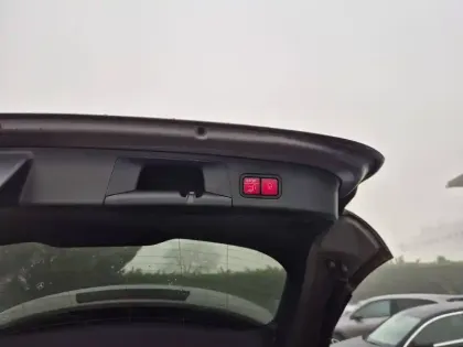 Photo 8 Mercedes EQA  250