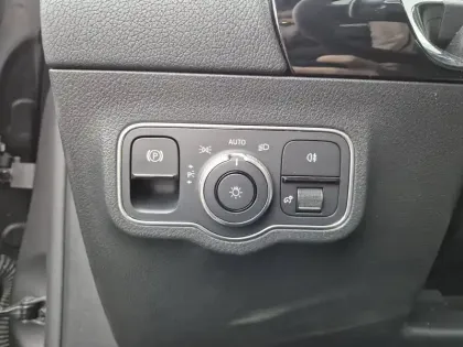 Photo 16 Mercedes EQA  250