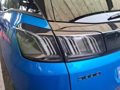 Photo 16 Peugeot 3008  Hybrid 225 e-EAT8