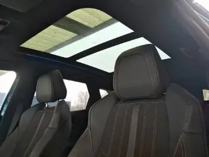 Photo 14 Peugeot 3008  Hybrid 225 e-EAT8