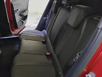 Photo 11 Peugeot 2008  Electrique 136 ch