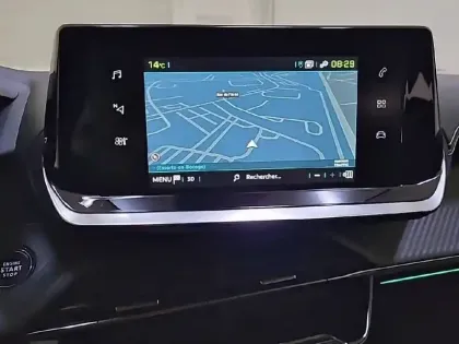 Photo 18 Peugeot 2008  Electrique 136 ch