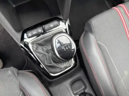 Photo 13 Opel Corsa  1.2 Turbo 100 ch BVM6