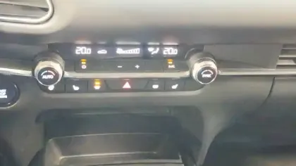 Photo 19 Mazda Cx-30  2.0L e-SKYACTIV G M Hybrid 122 ch 4x2 BVA6