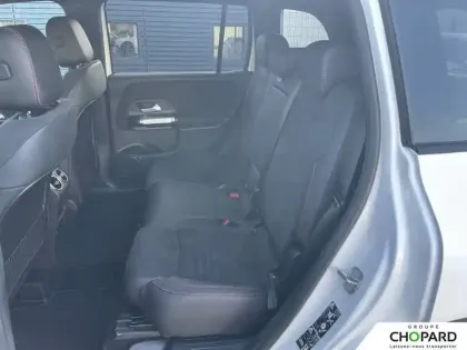 Photo 17 Mercedes GLB  200 d 8G-DCT