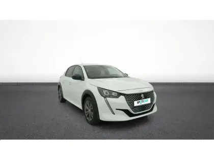 Photo 11 Peugeot 208  Electrique 50 kWh 136ch