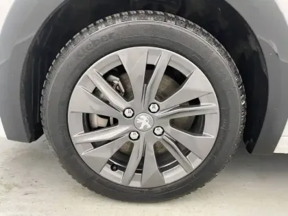 Photo 16 Peugeot 208  Electrique 50 kWh 136ch